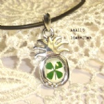 four leaf clover necklace  pineapple  AAA115